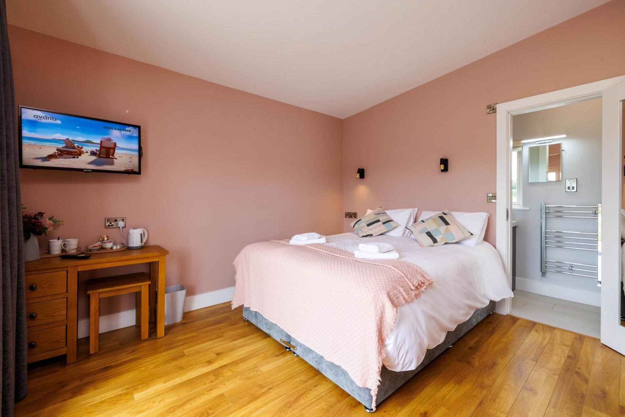Stoneyford Luxurious Cabins Bagian luar foto